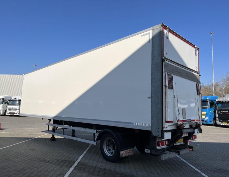 Citytrailer met enkele as